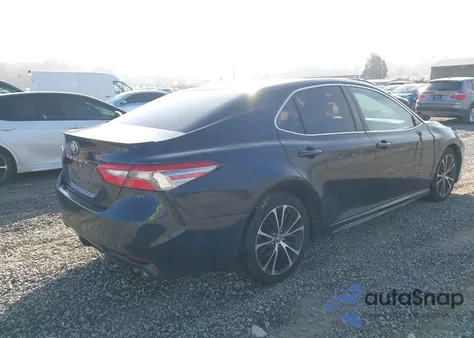 2018 Toyota Camry Se z USA, uszkodzony, nr VIN 4T1B11HK2JU570475